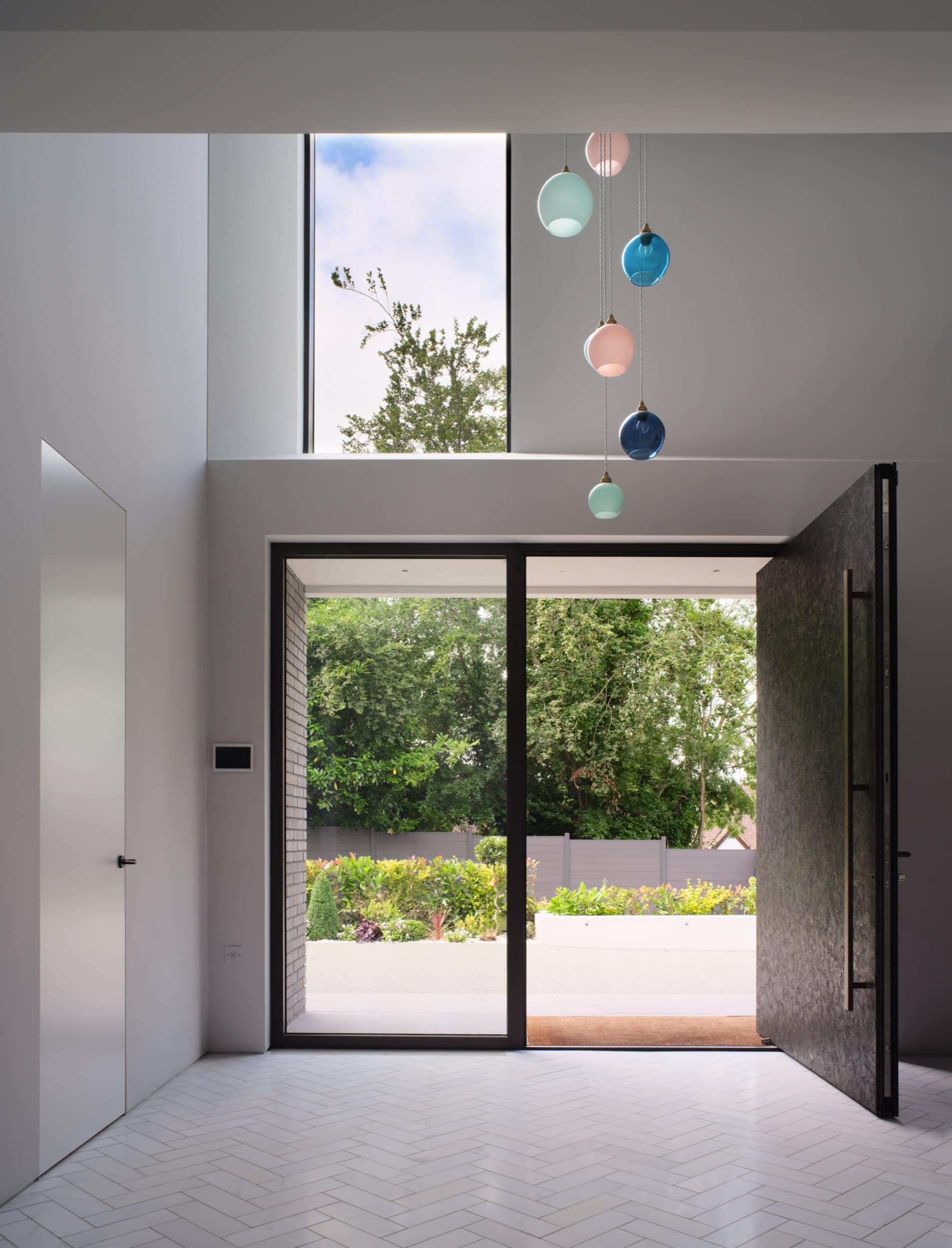 Robert Hirschfield Architects - Three Peaks - Entry 01 - Photographer Philip Vile